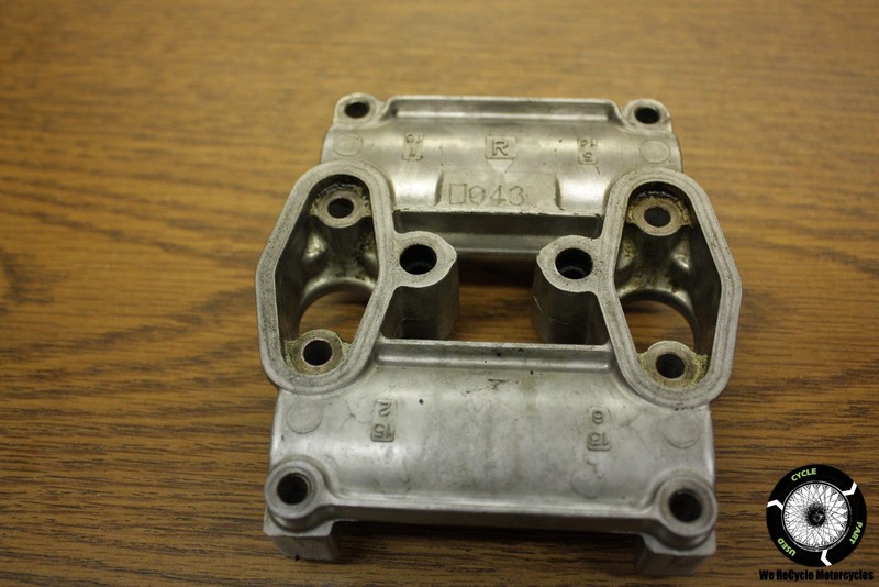 02 HONDA CBR 900 RR 954 RIGHT CAMSHAFT CAM CLAMP HOLDER BUCKET CBR900 CBR900RR