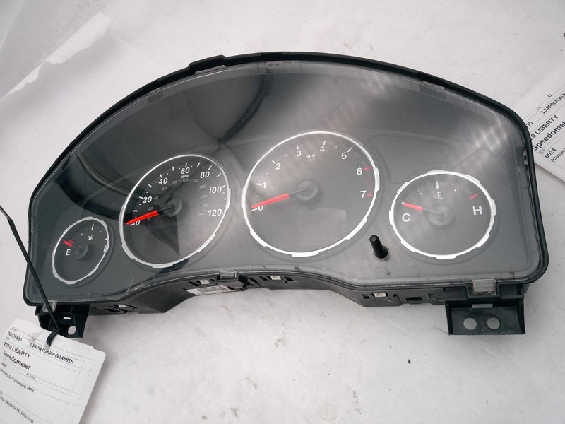 2010 Jeep Liberty Speedometer Gauge OEM Black 3.7L 205k Miles NJ25-26530-684692