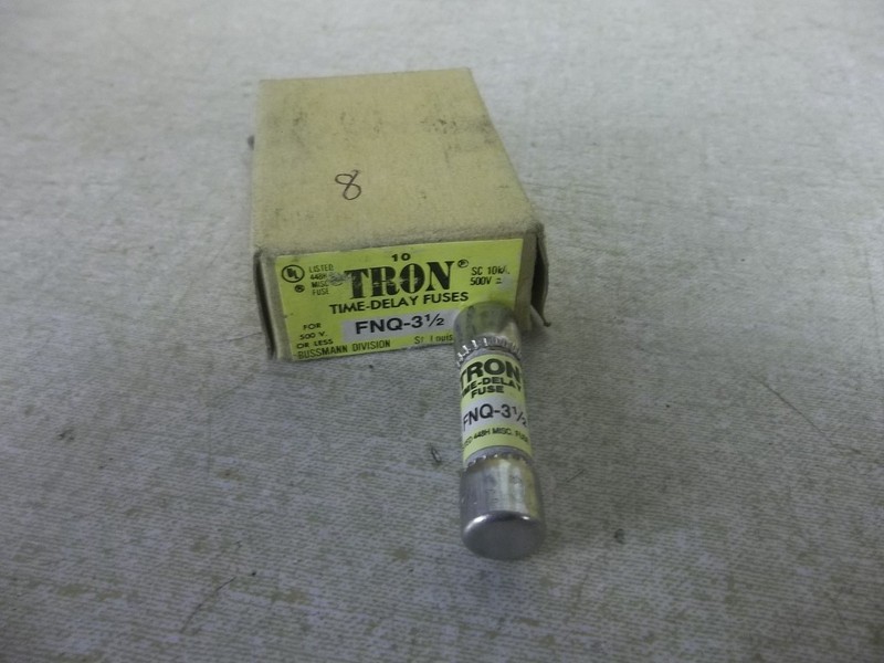 NEW Tron FNQ-3-1/2 Lot of 8 500V NOS Fuses *FREE SHIPPING*