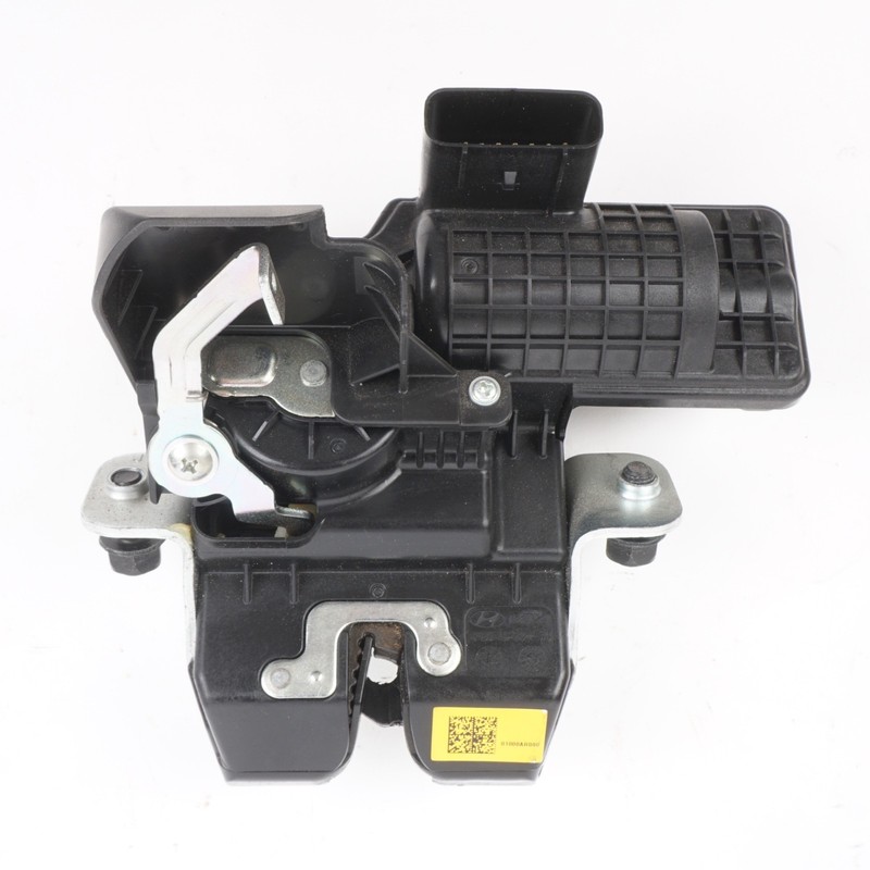 2022 - 2024 Genesis GV70 Rear Trunk Power Lid Lock Latch Actuaotor Unit OEM