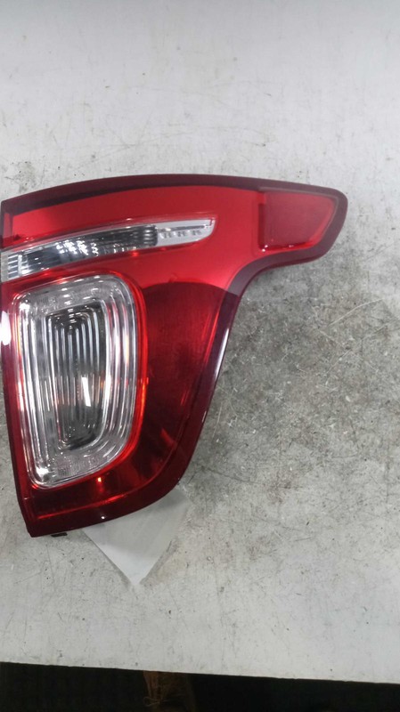 2015 Ford Explorer Right Tail Light Assembly Black OEM Used 95K Miles