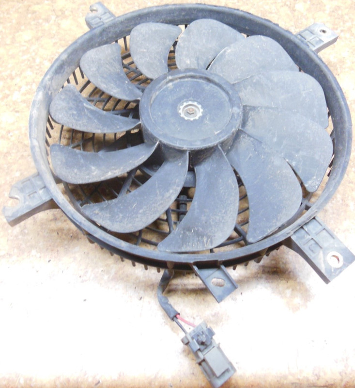 1999 Suzuki Vitara2.0 L 2.0L Air Condenser A/C AC Fan Motor Engine Cooling 99