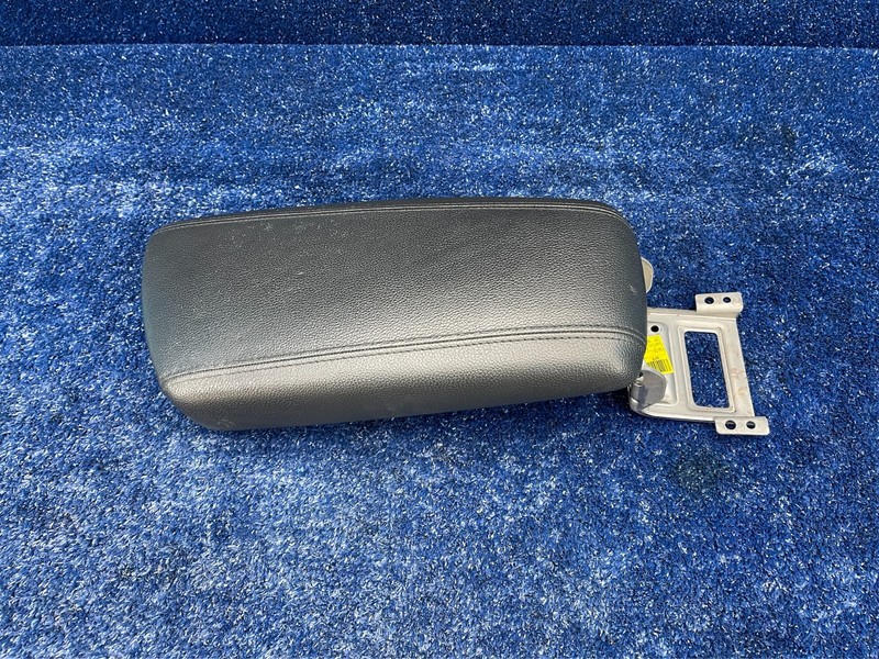 2011-2013 Kia Optima Center Console Armrest Arm Rest Lid Cover Black Leather OEM