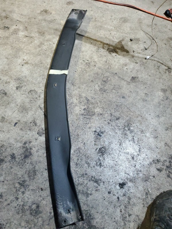 1985 Mercedes BenzCenter Front Bumper Valance 380SL