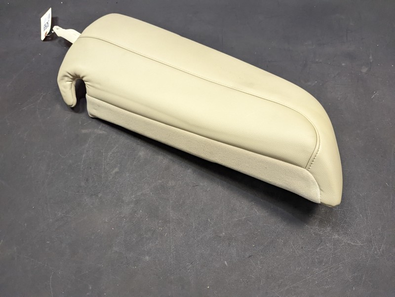 Rear Right Seat Bolster 2016 Acura TLX 82156-TZ3-A11 2017 2018 2019 2020 X