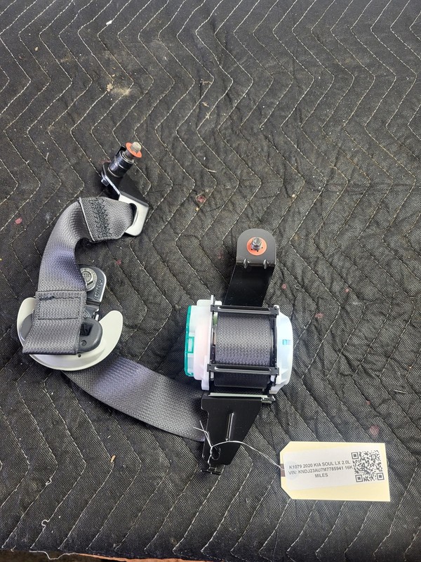 Used Oem Kia 2nd Row Left Driver Rear Seat Belt Retractor for 2020-2025 Soul