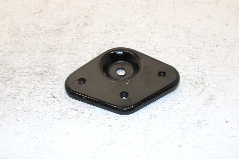 1991 Yamaha Exciter Ii 570 Liquid Oem Skid Mount Bracket 8AB-47425-00-00 SY24