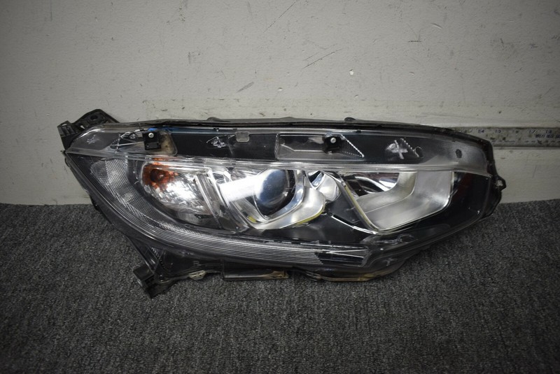 2016-2019 HONDA CIVIC HEADLIGHT RIGHT SIDE FACTORY OEM