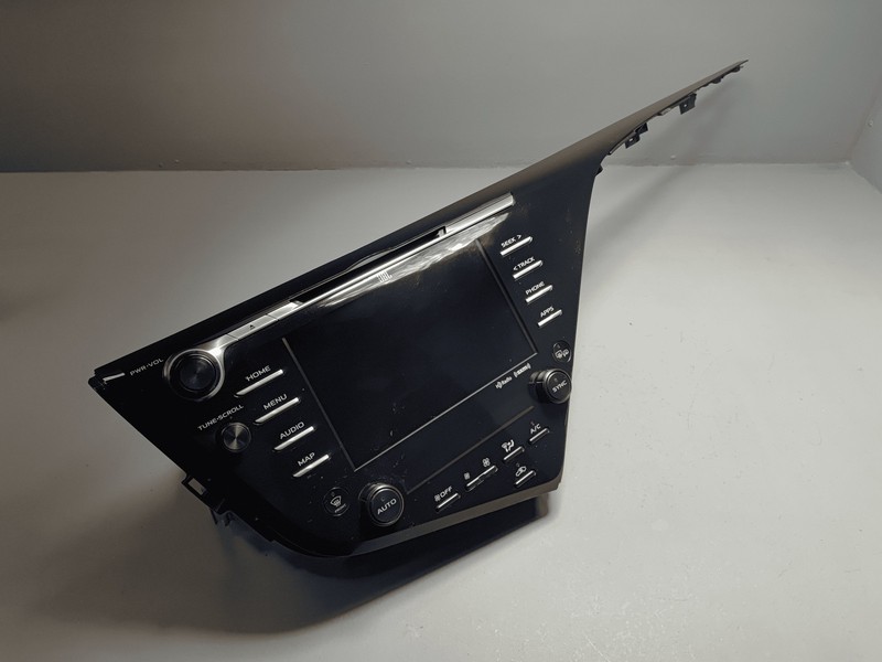 2018-2020 Toyota Camry JBL Radio Receiver Navigation GPS Display DAMAGED OEM