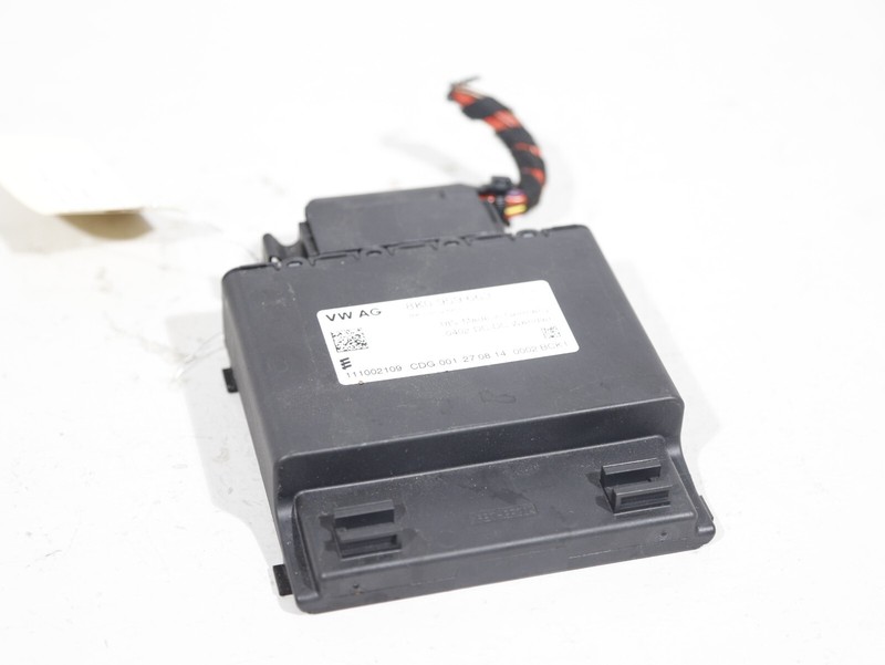 OEM 2015 - 2022 PORSCHE MACAN S 95B VOLTAGE REGULATOR CONTROL MODULE UNIT