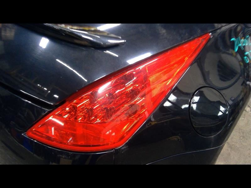 Passenger Tail Light Convertible Quarter Panel Mounted Fits 07-09 350Z 1278930