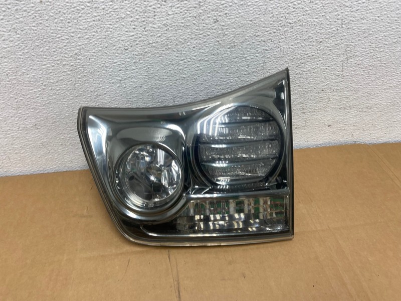 2006 to 2007 Lexus RX400H Right Passenger RH Side Inner Tail Light OEM AC7446 LK