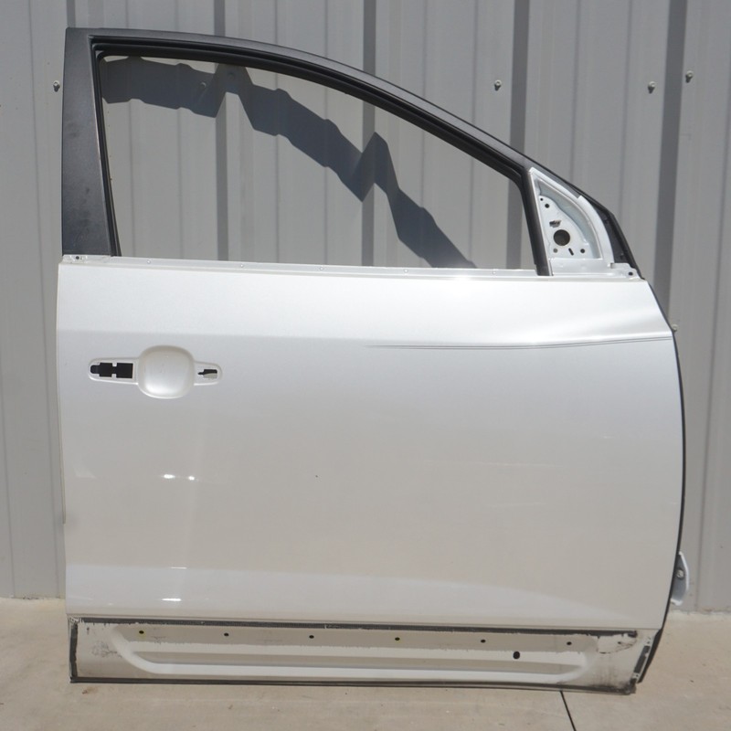 2013 - 2017 Buick Enclave Front Door Shell Right Passenger Side OEM