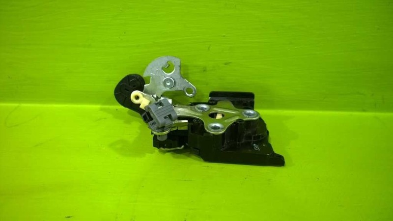 16 17 18 19 20 21 22 SPARK DRIVER LEFT REAR MANUAL DOOR LOCK LATCH OEM 3445-17