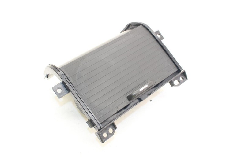 05-13 CORVETTE C6 Cup Holder *PANEL IS DAMAGED*