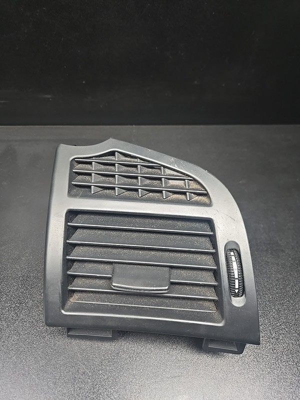 07-14 Mercedes W216 CL550 CL63 AMG Left Side Dashboard AC A/C Air Vent Black OEM