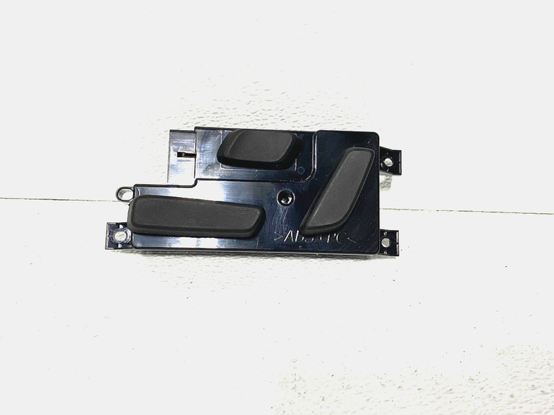16-19 MAZDA CX-9 FRONT LEFT DRIVER POWER SEAT ADJUSTMENT SWITCH OEM #A0.35
