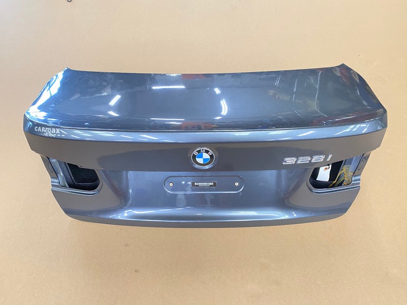 ⭐2012-2018 BMW F30 SEDAN 328I 320I REAR TRUNK LID DECK PANEL GRAY OEM LOT2376