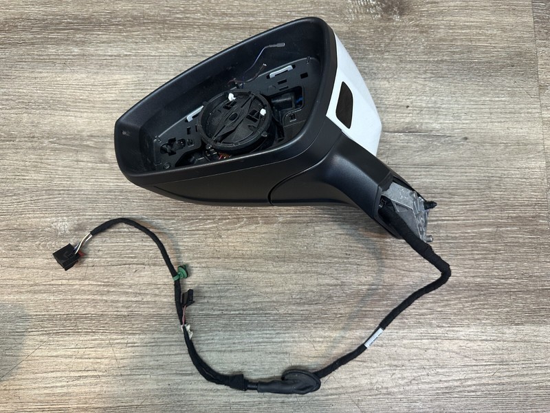 2021 VOLKSWAGEN ID.4 LH MIRROR ASSY WITH TURN SIGNALOEM # 11K.857.501.C