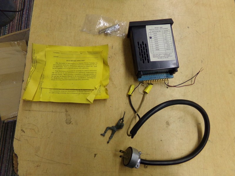 Simpson Electric Digial Panel Instrument Model 2865 *FREE SHIPPING*