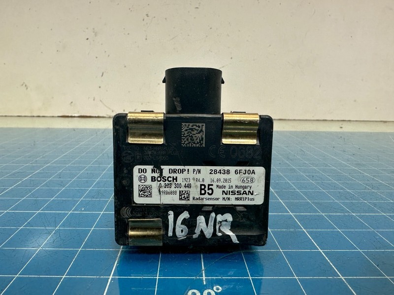 14-16 Nissan Rogue T32 CRUISE CONTROL DISTANCE RADAR SENSOR OEM 28438-6FJ0A