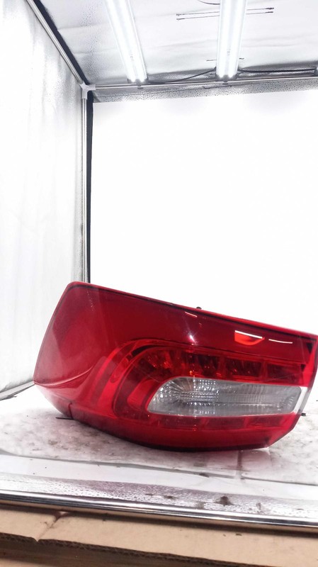 2015 Kia Cadenza Right Tail Light Assembly Grey 264063 Used 102K Miles