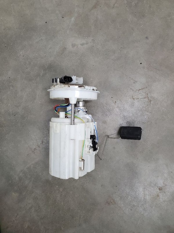 Fuel Pump Assembly Thru VIN 050451 Fits 09-10 AVEO 301469
