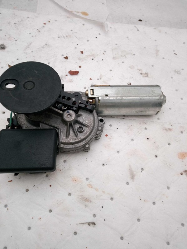 Used Back Glass Wiper Motor fits: 2005 Ford ExpeditionGrade B
