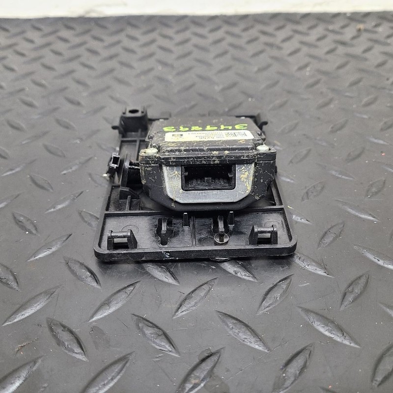 22-24 Chevrolet Traverse Windshield Mounted Assist Camera OEM 84905256