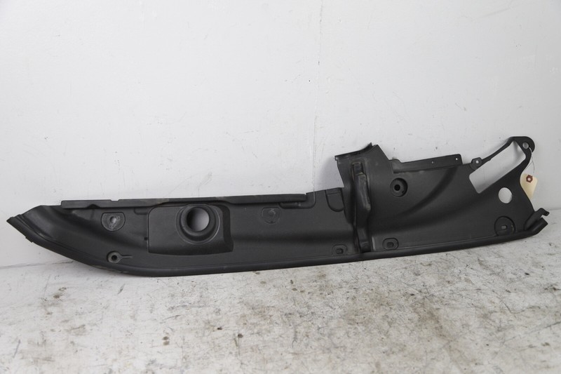 2016-2019 BMW 750i ENGINE BAY SEALING RIGHT TRIM PANEL COVERS PAIR SET OEM