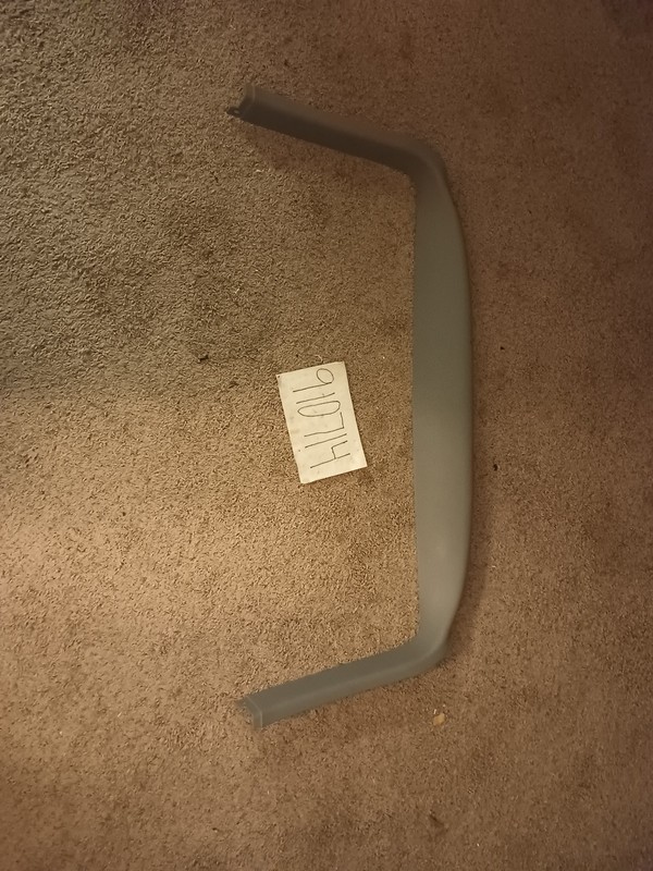 1998-2003 MERCEDES-BENZ ML320 ML430 ML500 REAR HATCH WINDOW TRIMOEM