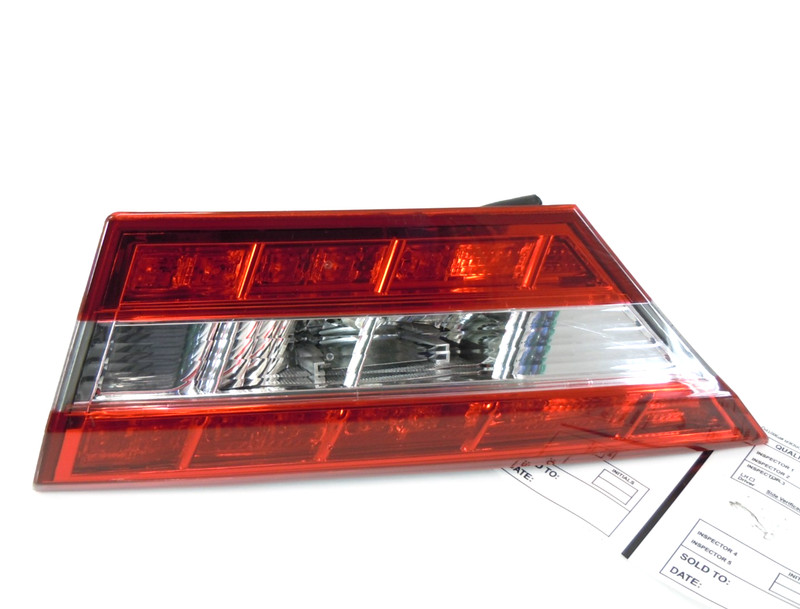 2013-2015 Toyota Avalon Trunk Deck Lid Mounted Tail Light Passenger Right OEM
