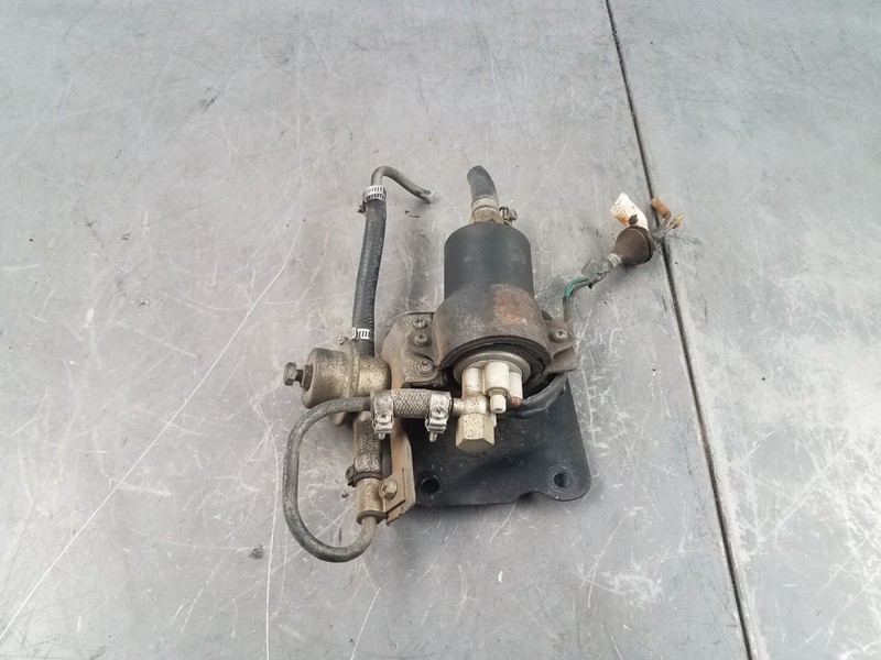 1978 Nissan 280ZFuel Pump / Dampner #8939