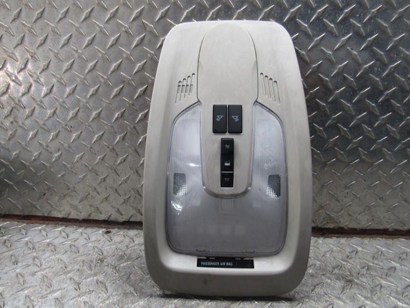 2016 GMC TERRAIN OVERHEAD ROOF DOME LIGHT WITH INDICATOR LIGHT 20846676 2.4L WGN
