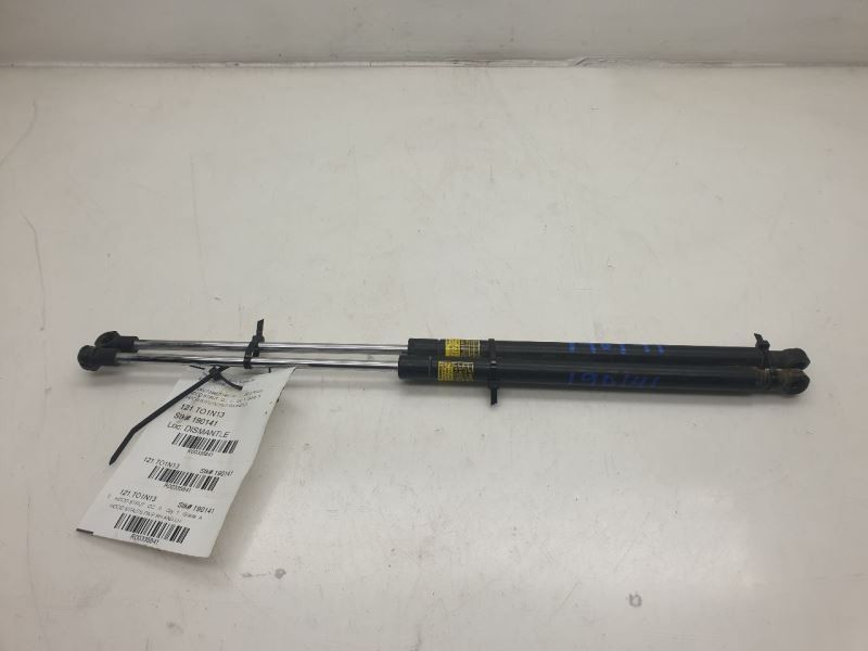 2013 TOYOTA PRIUS C TWO 1.5L LEFT AND RIGHT SIDES HOOD STRUT PAIR