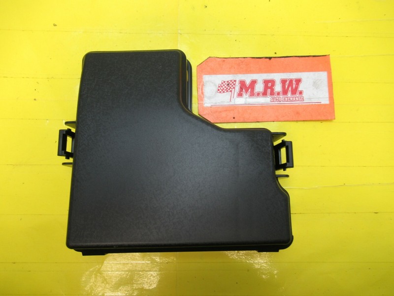 FUSE BOX RELAY COVER TOP LID CAP MANUAL TRANSMISSION for HYUNDAI VELOSTER 12-17