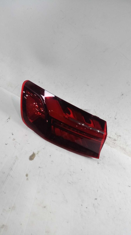 2021 Audi A4 Left Tail Light Assembly White 7462561 39K Miles 4WD