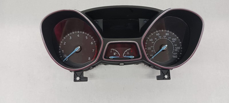 17-'18 FORD FOCUS Speedometer cluster MPH 32k miles OEM Guaranteed!