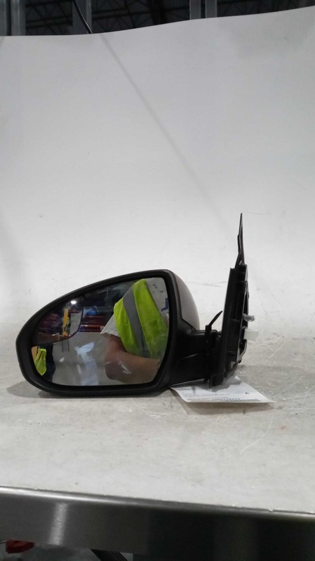 Used Left Door Mirror fits: 2016 Hyundai Tucson Power gasoline heated w/o turn s