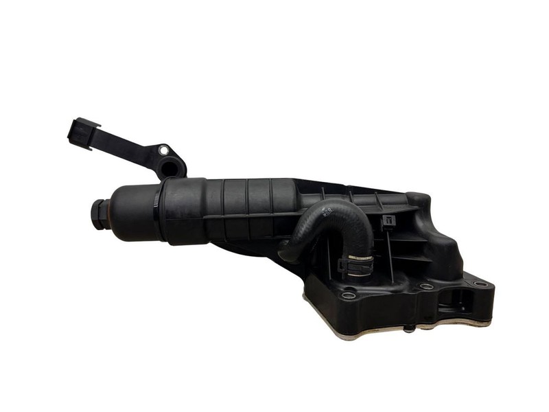 2012-2015 Mercedes C-Class Engine Oil Filter Housing