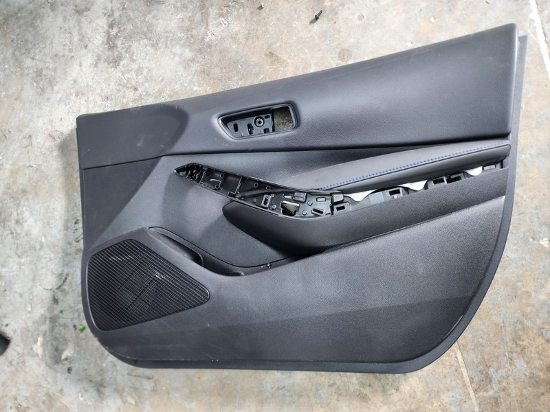 20 21 Toyota Corolla 4Dr Front Right Pass SE SXE Interior Door Panel Trim Sdn