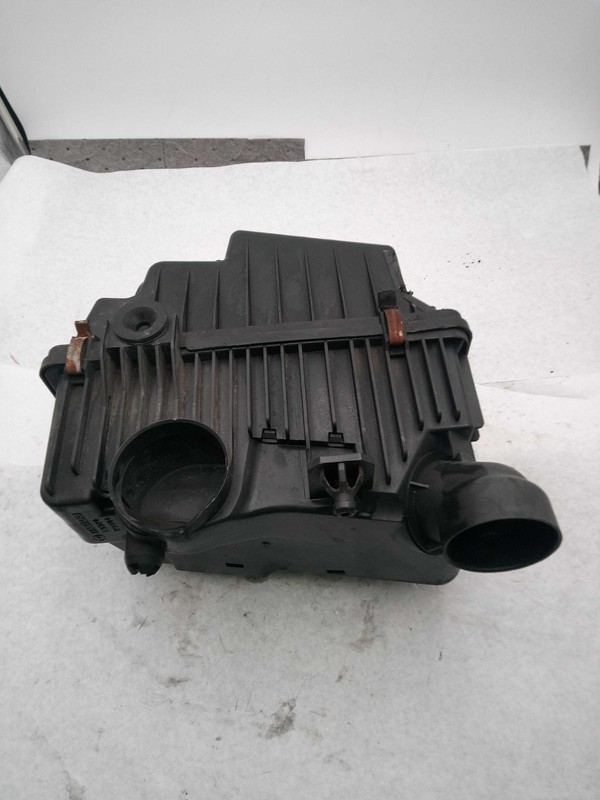 Used Air Cleaner Assembly fits: 2008 Mazda CX-7 2.3L turbo Grade B
