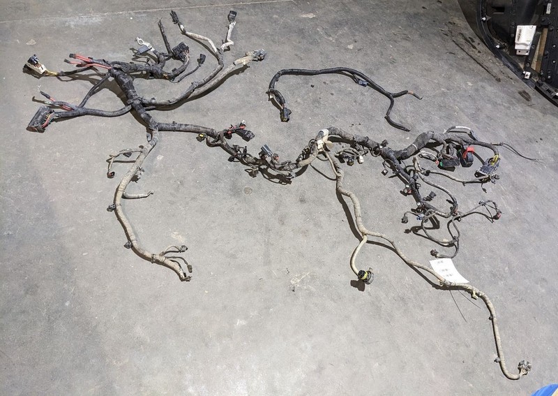 RAM 1500 2019 5.7L 4WD AT Engine Wire Harness 1157745