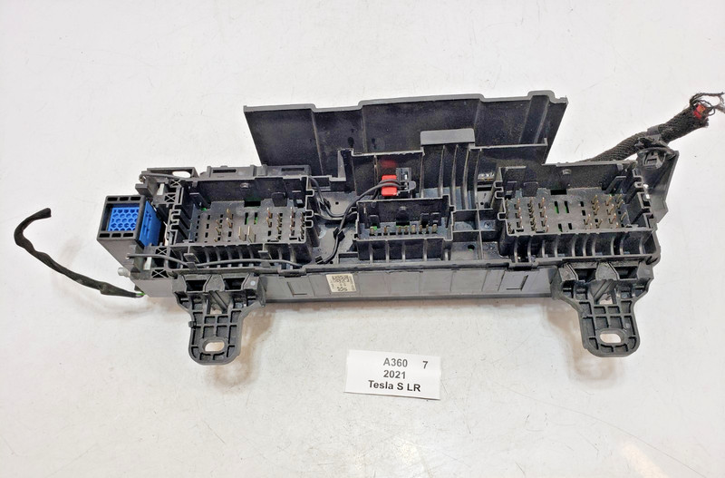 ✅ 2016-2021 OEM Tesla Model S X Front Frunk Fuse Relay Junction Box Module Unit