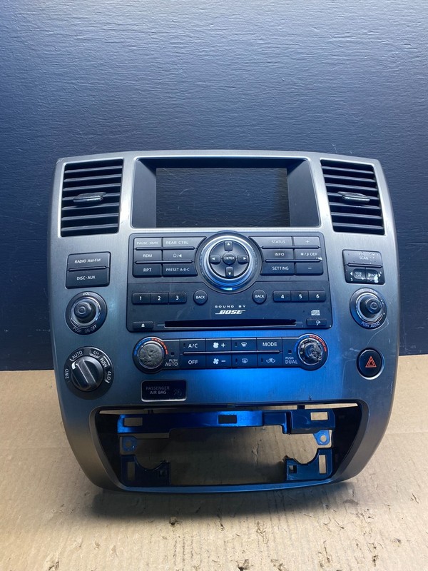 2008 to 2012 Nissan Armada Bose Radio CD Player A/C Climate Control OE AC2692 DG