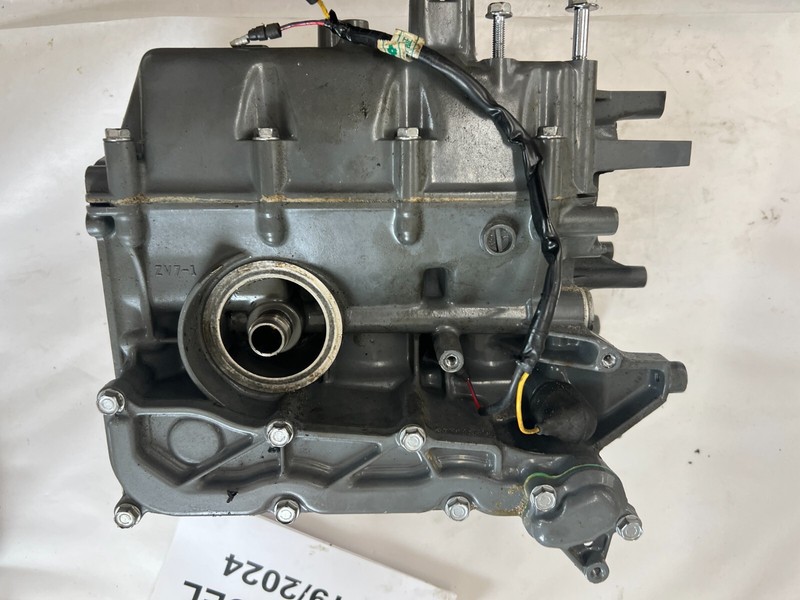Honda Outboard 25hp Engine Block 12000-ZV7-000ZA FRESHWATER