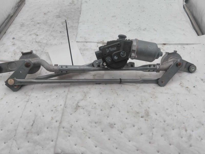 2017 Buick Envision Wiper Motor OEM 23445035 84K Miles White