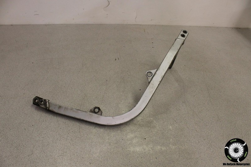 2001 Suzuki GS500 LOWER FRAME SUPPORT BAR RAIL SUBFRAME PIECE GS 500 01