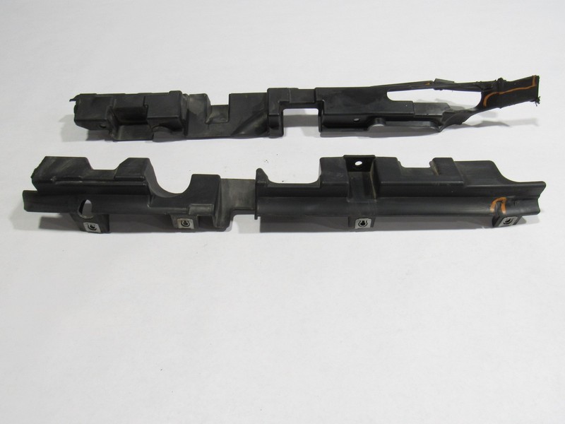 10-20 Bentley Mulsanne 2012 Front Radiator Bracket Mount Support Set 2 PCS @1