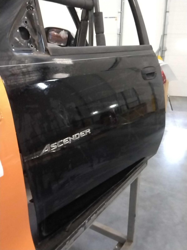 2006 Isuzu Ascender Left Front Door Black Used 423238 104K Miles